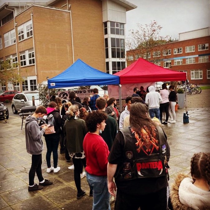 Busy one <a href="/cardiffmet/">Cardiff Metropolitan University</a> yesterday for the monthly community day with @RCMAmarkets #sellout #pizza #cardiff