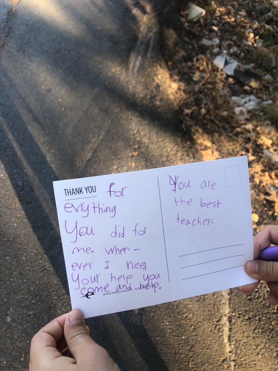 fazli12345's tweet image. As she walks to the #SchoolBusStop this morning, #TheLittlerOne ‘s elder sister #TheLittleOne says #TeacherAppreciationDay is any and every day 🤣
@esriley1 @MereMitchellAP @StenwoodES @StenwoodElemPTA