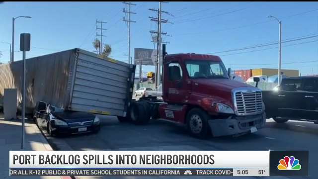 RobinWinstonTV's tweet photo. A neighborhood nightmare in #Willmington. Shipping containers are spilling onto streets and even crushing cars. Neighbors on McFarland say they've lived with this problems for years but its gotten much worse now that the port is open 24/7 due to backlog. Details on @NBCLA https://t.co/gR8W1QCalC