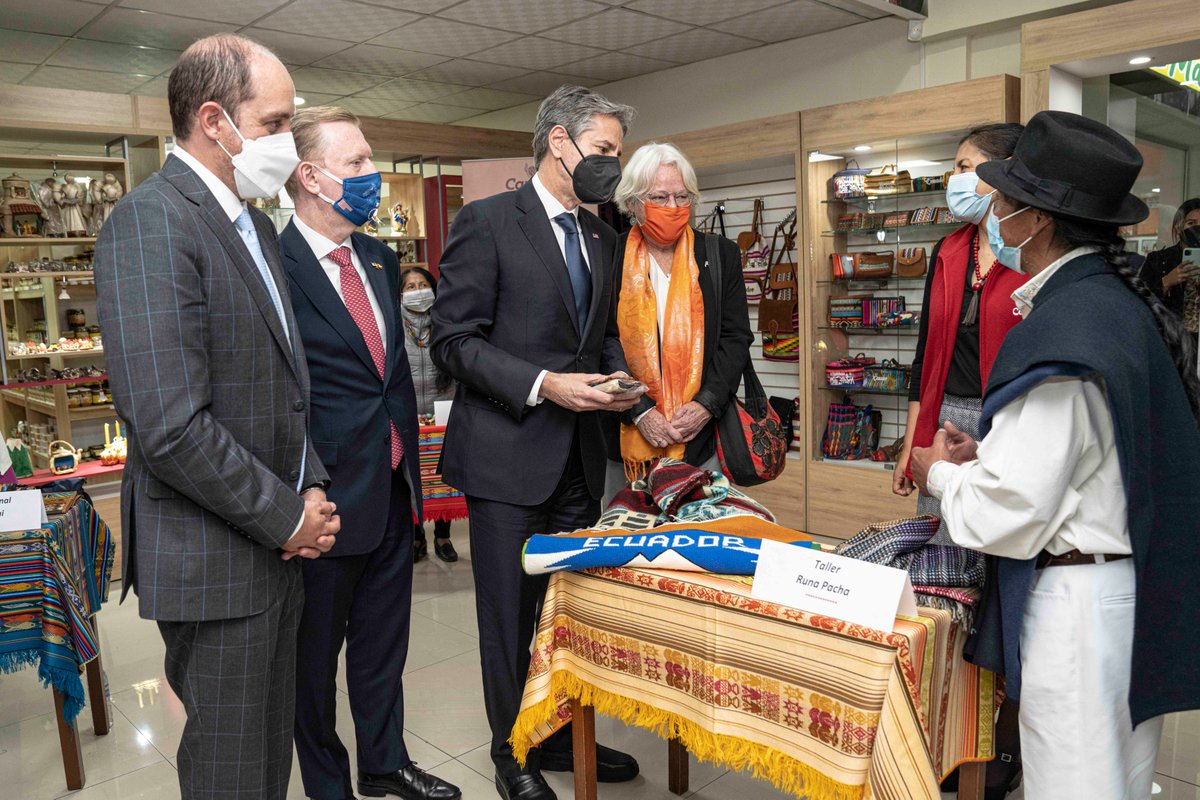 It was great to be at FEPP Camari and meet with Ecuadorian small- and medium-sized business owners and entrepreneurs. We’re proud to partner with Ecuador to support #FairTrade and inclusive and socially responsible economic growth. #EstamosUnidosEC