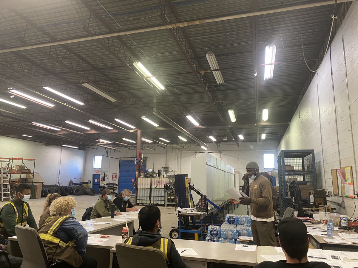 vincep634's tweet photo. Mentoring in Kitchener.. reviewing the importance of “not backing.”  Great job by the mentoring team. ⁦@PedroS75136337⁩ ⁦@Stephanie_Dex⁩ ⁦@RollyPayne4⁩ ⁦@ChspWest⁩ https://t.co/8Rgioo1m7I