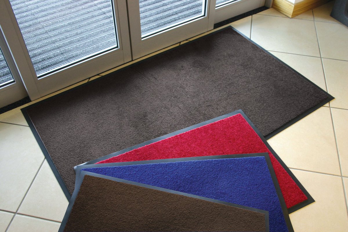 mattingsolution's tweet photo. *Weather* we like it or not it seems we have seen the last of the summer sun. ☀️ 

Ensure your entrance or doorway remains clean and tidy with a mat that will absorb moisture and rain from footwear and also stop dirt from entering the building. 🌧 👣 

Shop on our website today! https://t.co/b6uo8wNXw0