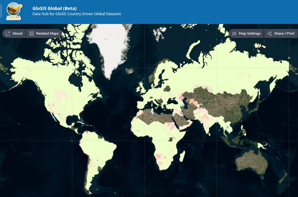 FAOnews's tweet photo. 🔵 On the opening day of the Global Symposium on #SoilSalinization, @FAO launched a 🆕 Global Map of Salt-Affected Soils.
The map, a joint project involving 118 countries, is a key tool for halting salinization and boosting productivity.
👉 https://t.co/WhpVjZO2tl #GSAS21 https://t.co/Ag6tvO3ZJu