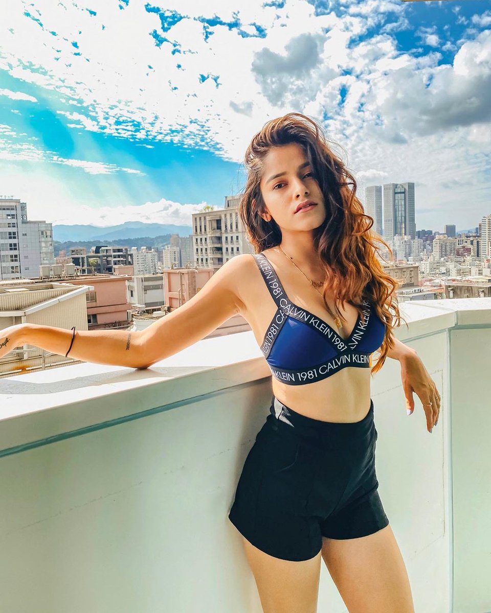 hotactressdaily's tweet photo. Ravishing hot Meghna Kaur 🥵💦🔥😍

#MeghnaKaur #Shetroublemaker https://t.co/Zb8mBhg3On