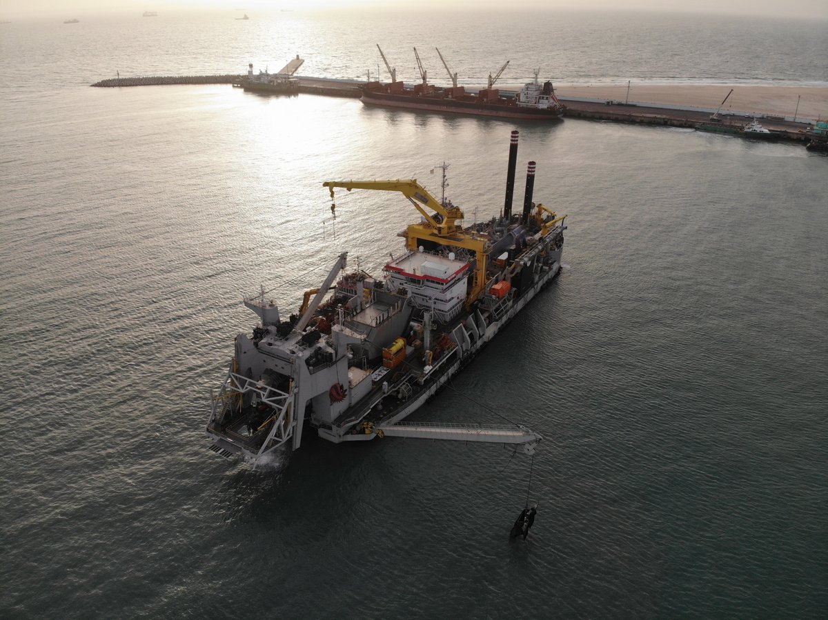 jandenulgroup's tweet photo. #JDNfocus • Yet again we are exploring new limits in dredging. We will be happy to show you around on board of our brand new cutter dredger Willem van Rubroeck in our upcoming FOCUS newsletter. Stay tuned 👉🏻 https://t.co/8bTIh6aDHI
#jandenul #dredging #JDNfleet https://t.co/bfDe5Hbq0Q