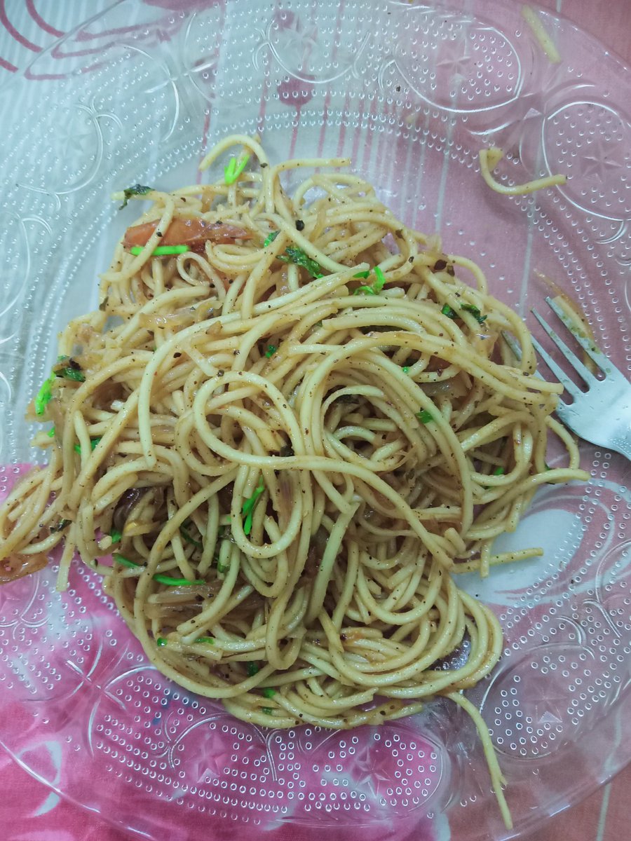 ashni_suresh's tweet photo. It's came out from my hands 🤗🤗
#cook #forsis #food https://t.co/GOvUXw6ix7