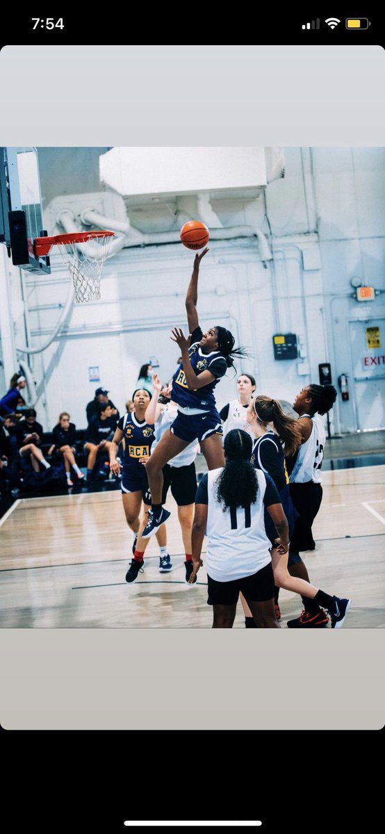 Taya Ellis tweet media