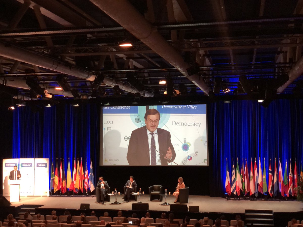 Efusnews's tweet photo. [#sdc2021] #Opening - We need more than ever to work together to develop a shared culture of security. Efus promotes the co-production of security policies in the respect of #HumanRights, while ensuring the balance between prevention, sanction &amp; #SocialCohesion.

@Willy_Demeyer https://t.co/e3LcgQTKbg
