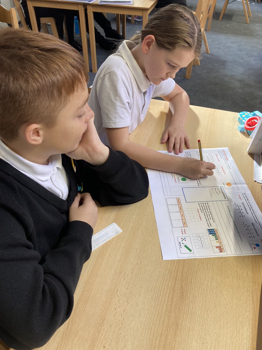 Team work makes the dream work! There is some excellent coaching going on today in Rose Tree. #reasoning #division #maths <a href="/Woodhillmaths/">Woodhill Maths</a> @WoodhillOracy
