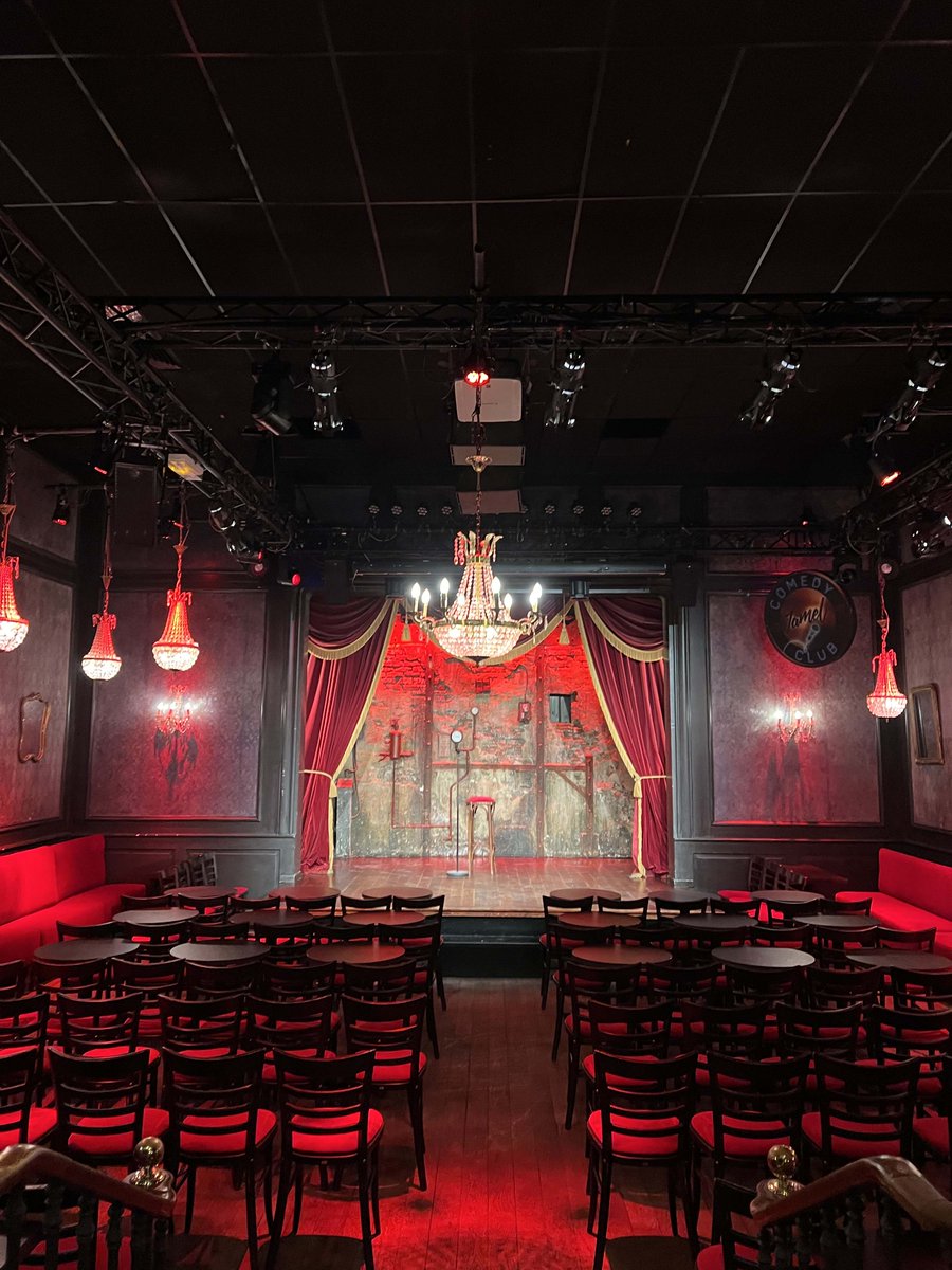 J-2 avant la réouverture !
Pour vous accueillir dans les meilleures conditions, nous avons fait quelques travaux d'embellissements et sommes fin prêts à ouvrir les portes ! 
Qui vient fêter cette réouverture avec nous ?