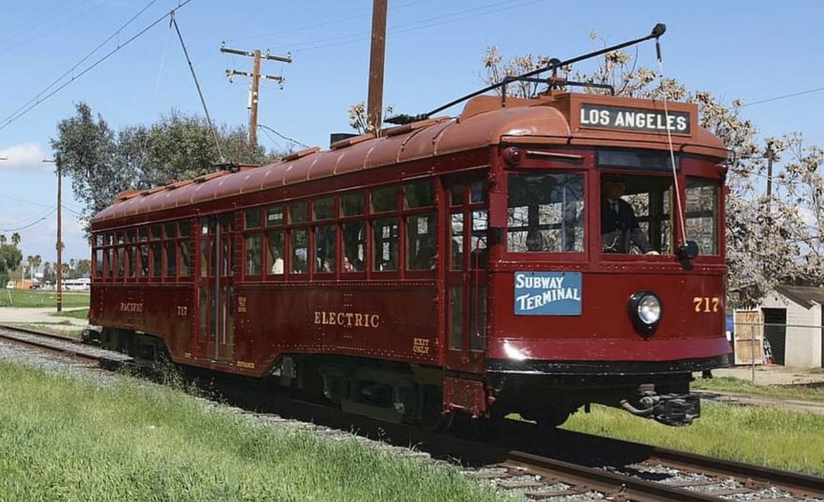 kreplachbro's tweet photo. I got to drive this trolley eight years ago, and it was thrilling. Did not see Roger or Jessica Rabbit. @SoCalRailway https://t.co/49FidQdw0x