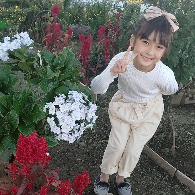 津久井有咲のTwitter画像37