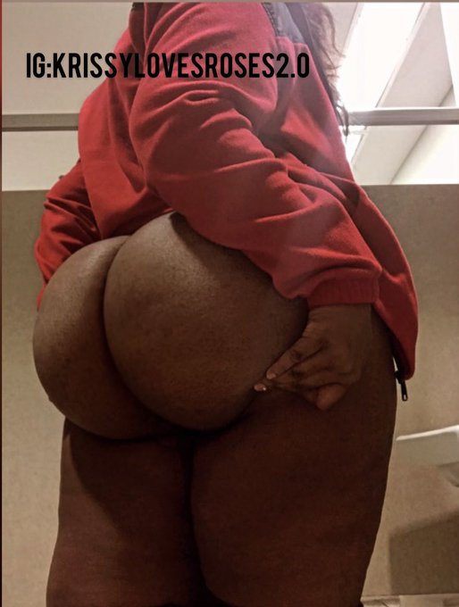 Would you help me lift it? https://t.co/EoayNKFNxk