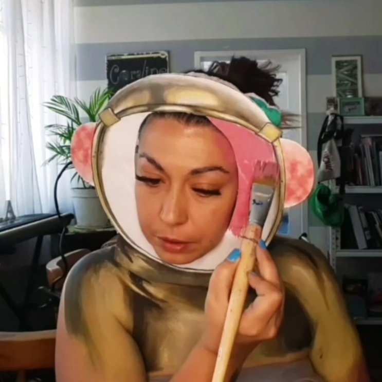 dianasuarus's tweet photo. My Boonji makeup! ❤️🌠  Inspired by Boonji!!  discord : Gabsy#9344

#BoonjiProject 
@cr0ssETH 
@BananamaNft 
@gregnormanjr 
@BMArt_33 https://t.co/w9UAYt1hhm