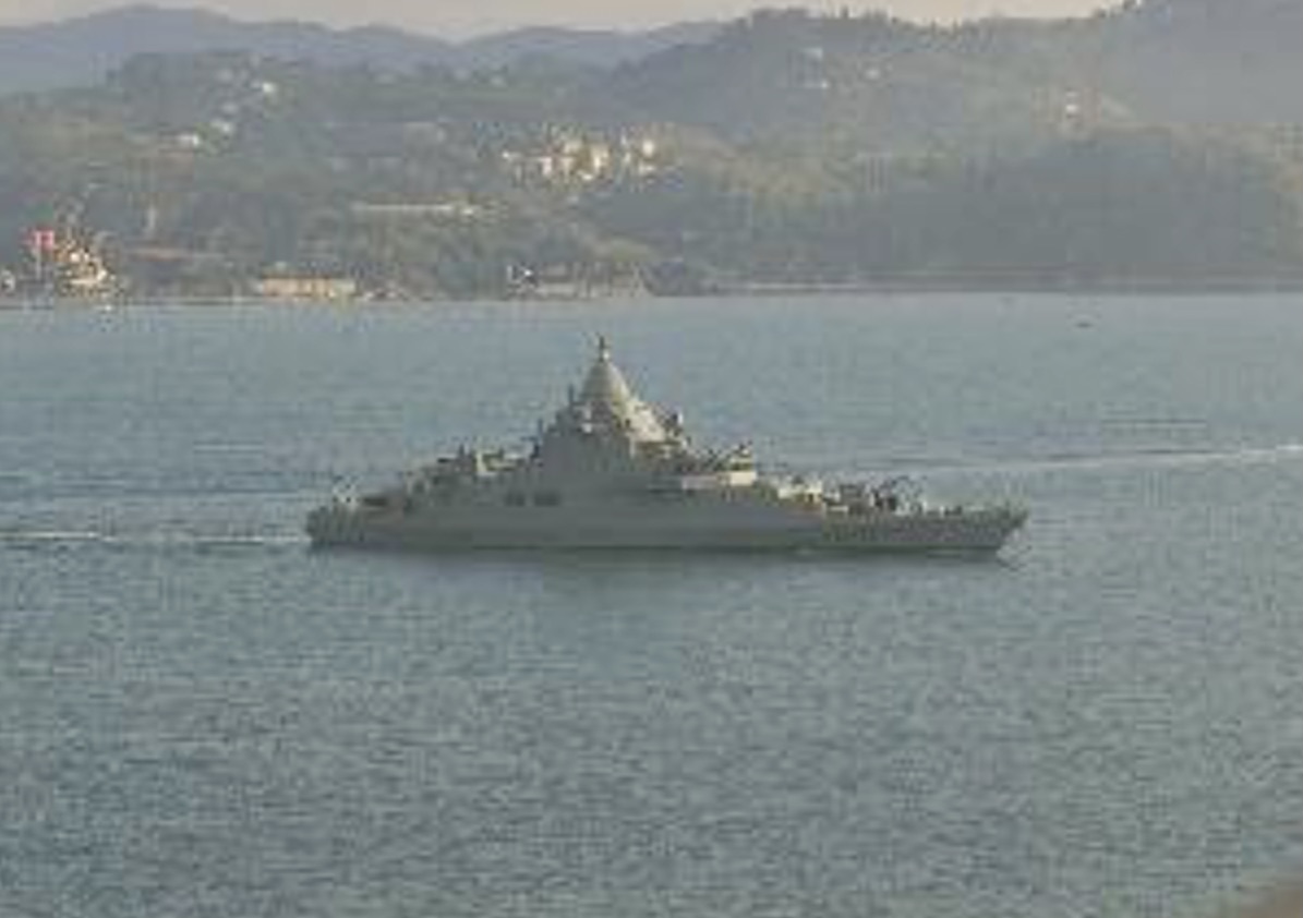 WarshipCam's tweet photo. Future Qatari Emiri Navy Musherib-class offshore patrol vessel Musherib (Q61) (tentative) leaving La Spezia, Italy - October 20, 2021 #musherib #q61 https://t.co/XuXqM1aWYu