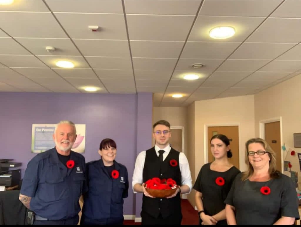 The wonderful team at #SHREWSBURY <a href="/CoopFuneralcare/">Co-op Funeralcare</a>  are raising money for <a href="/PoppyLegion/">Royal British Legion</a>  with knitted poppies made by members of our community! Wonderful to see us all working together ❤ <a href="/DanStev69318579/">Dan Stevenson</a> <a href="/MacLennanNic/">Nic MacLennan</a> <a href="/Andy_Broon/">Andrew Brown</a> <a href="/jellywilli/">helen williams</a> <a href="/InfoSouthall/">Grasshopper Lawns and Hedges</a>