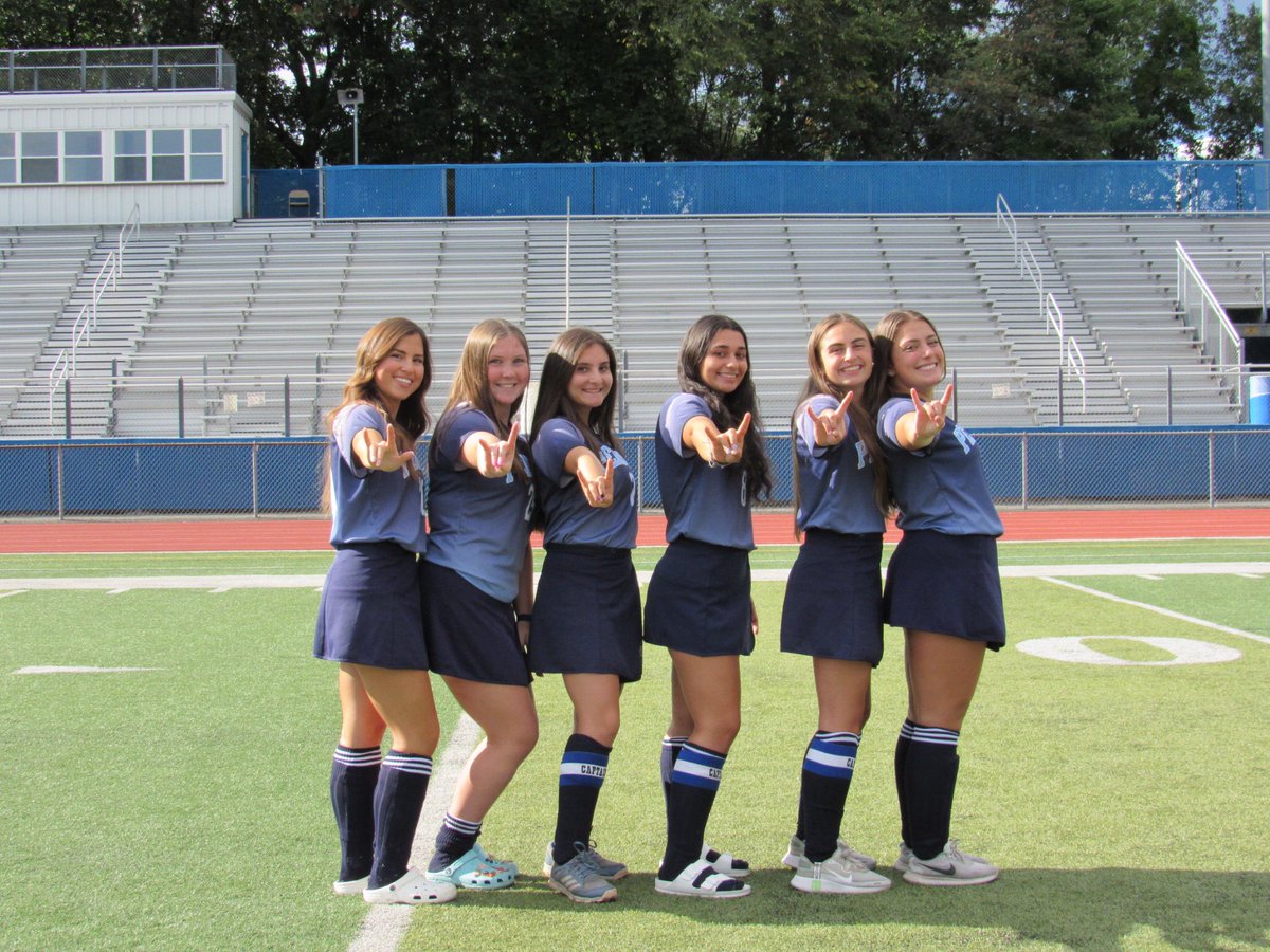 peabody_fh's tweet photo. Come support our seniors tonight! 6 on the turf vs Saugus! #bullsup #gotanners https://t.co/ntYwkTW3HW