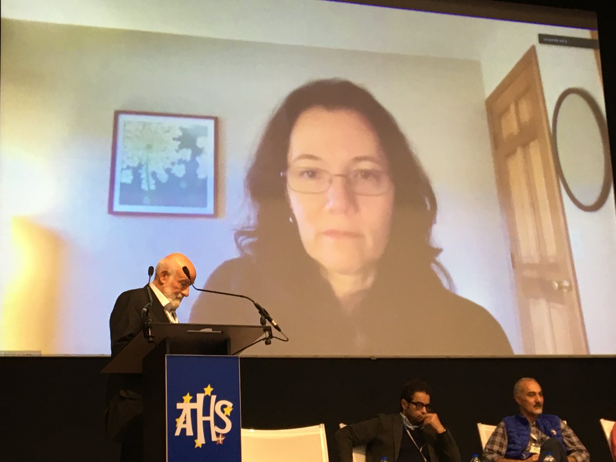 ATHSBiarritz's tweet photo. Le Pr #SandraComer, is Professor of Neurobiology in the Department of Psychiatry at @Columbia University est en visio.

Elle intervient sur les vaccins dans le traitement du trouble de l’usage d’opiacés.
#ATHS2021 #Oxycodone #Fentanyl https://t.co/3VJekYUb2e