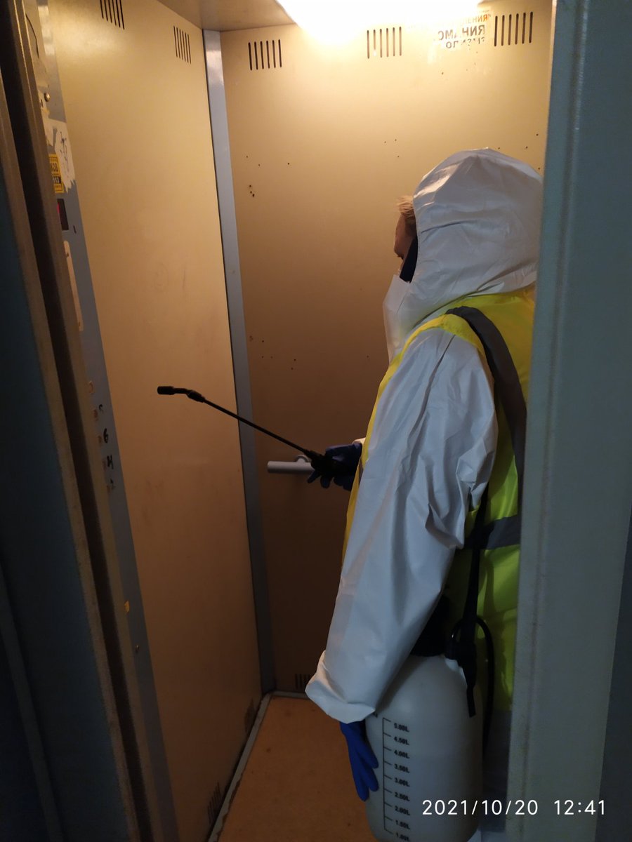 По адресу: ул  Стара-Загора, д. 166 силами подрядной организации ООО Компас <a href="/ukoookompas/">УK "КОМПАС"</a> проводятся работы по дезинфекции мест общего пользования в целях предотвращения распространения COVID-19.
<a href="/adm_kir63/">Администрация Кировского района</a> <a href="/Rudakov_i_a/">Рудаков Игорь Александрович</a> <a href="/gkh_kir63/">Отдел по ЖКХ и благоустройству</a>