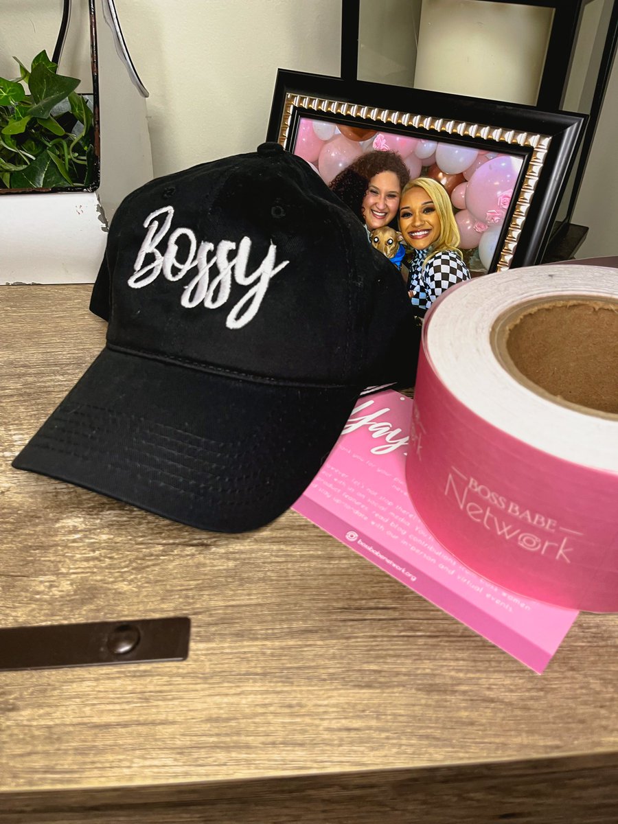 BossBabeNetwork's tweet photo. The fall/winter apparel is NOW HERE FOR PRE-ORDERS! But don’t worry! They’ll ship out in 2 weeks 🥰💖

Crew necks
T-shirts
Baseball
Beanie 
Aaaaaand the crew socks are back!

Please note that this is a pre-order. Orders will be shipped out November 6.

https://t.co/wwNFl9U74A https://t.co/2ch368We48