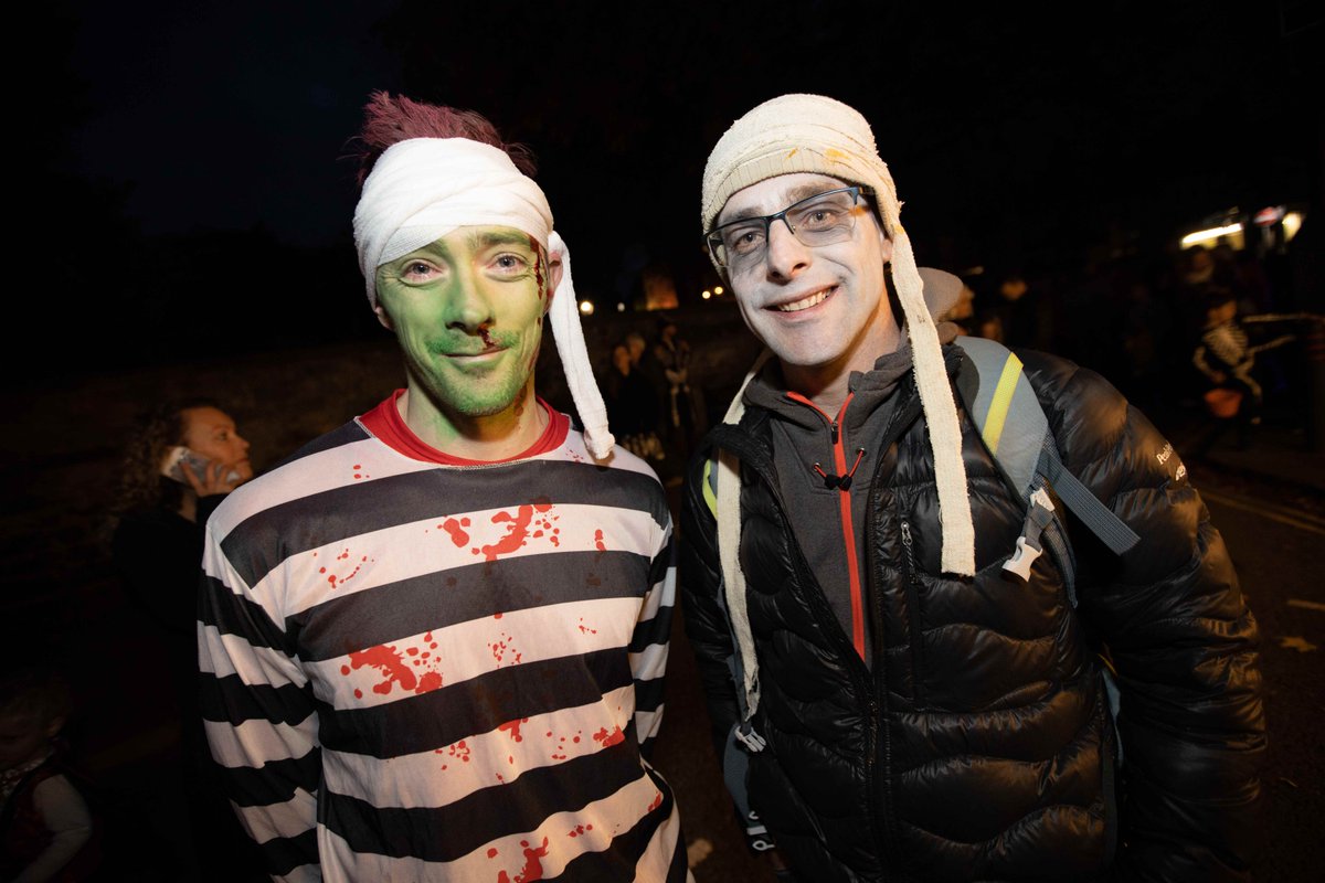 🎃🎃 Are you ready to face the Pumpkin Path? 🎃🎃

We're on from 4pm to 7pm this evening on King Street, Regent Street and Minshull Street for the trail, plus live entertainment, spooky scenes in Wallwood, themed character actors!

See you later #Knutsford... 🧙‍♀️🕸👻