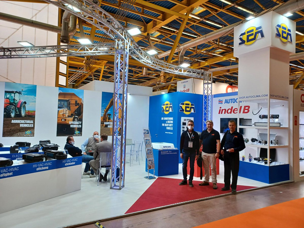 APAIRLtd's tweet photo. Day 2️⃣ of @EimaInt and Max & James take 5 to see our friends at #SEA in between checking out the latest #machinery.
☎️ our sales team on 01453 891320 for more info about SEA's high-performance #workvehicle #airconditioning systems.
#eima2021 #UKdistributor #condenserunit #hvac https://t.co/IXCw3pEBUJ