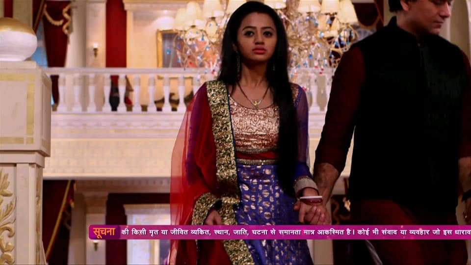 fantasyisILU's tweet photo. #6YearsOfSwaSan

16 Oct 2015

जाने कैसे टूटे रिश्तों से बिखरे हैं ये पल 
मानो जैसे ग़म की पलकों से छलके हैं ये पल, क्यूँ अधूरी ये कहानी क्यूँ अधूरा ये फ़साना 
क्यूँ लकीरों में इसके अलविदा...

#VaHe
.
.
.
.

@me_haruu @luckym03 @I_dont_knowme @jui_sorkar @junebornxoxo @erum_tweets https://t.co/mdwJUbX6Pl