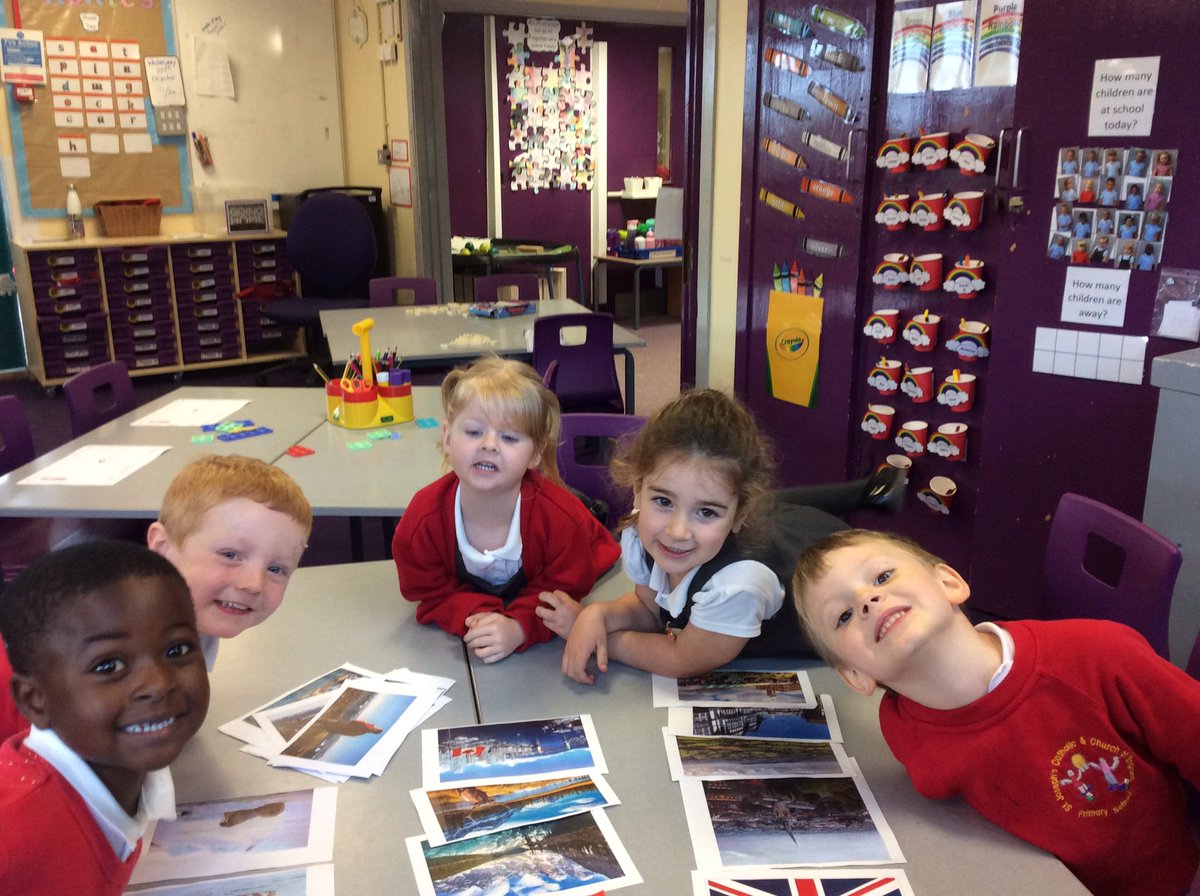 SteadLianne's tweet image. This afternoon we have been sorting countries and their environment #eyfsUTW #eyfsCL @_MrsBG @stjs_staveley