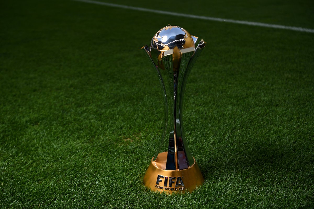 🏆 The FIFA Council has announced the United Arab Emirates will host the #ClubWC in early 2022. Al Ahly, Al Jazira, Auckland City &amp; Chelsea are already through. Monterrey-America, Al Hilal-Pohang &amp; Palmeiras-Flamengo will decide the final 3 qualifiers ⬇️

fifa.com/about-fifa/org…