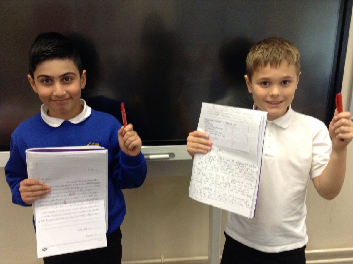NewburghPrimary's tweet photo. Year 5 have been working extremely hard on their handwriting. ✍They have used Letterjoin to help them receive their pen licenses!
Great work Year 5, you should be proud!✒️
#Year5 #Newburghliteracy #handwriting #letterjoin https://t.co/uNf6E5VHLx