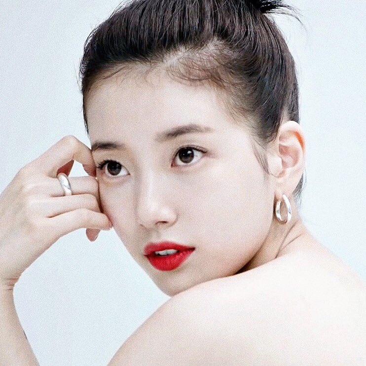 suz_ive's tweet photo. 배수지의 인장을 모아모아 https://t.co/Pp3BVqFftJ