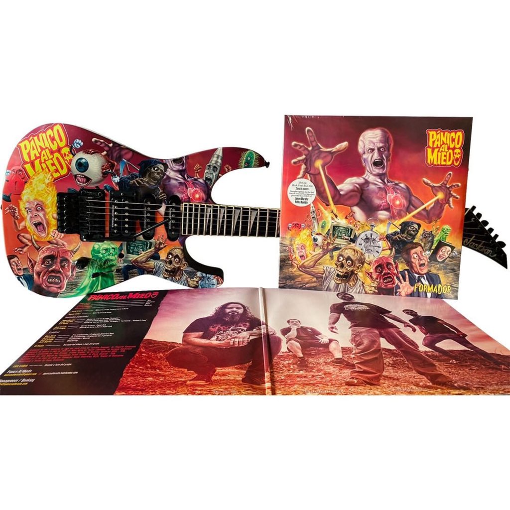 Pre-order now Formador double vinyl &amp; bundles: linktr.ee/Panicoalmiedo