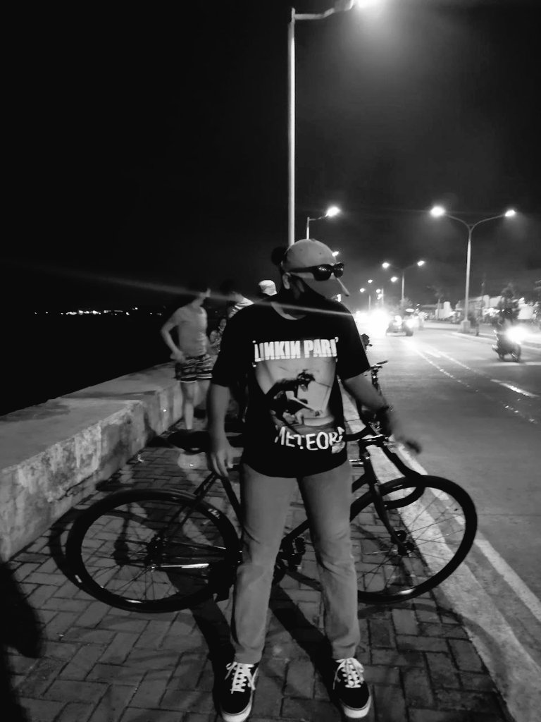 egam_23's tweet photo. We only regret the rides we didn't take.
#fixieph #fixieiloilo #fixedgear #fixieboy #fixienation https://t.co/kUUS3HN82S