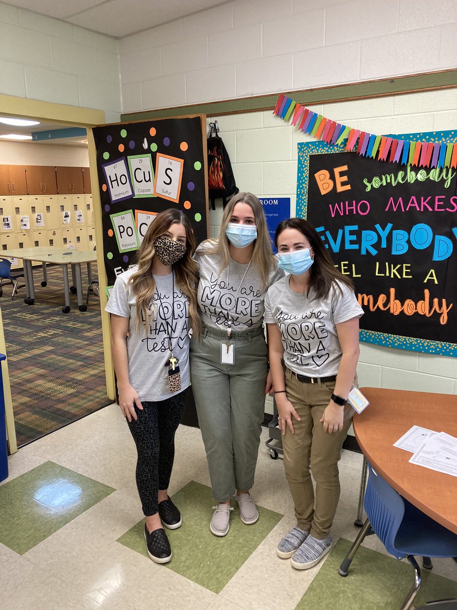 MrsWilliamsHCSD's tweet photo. 3rd grade squad is READY to rock out state testing this week! Telling our students to do their best but reminding them that they are MORE than a number 💙
@Brookwood_HCSD https://t.co/vXS3y2IETo
