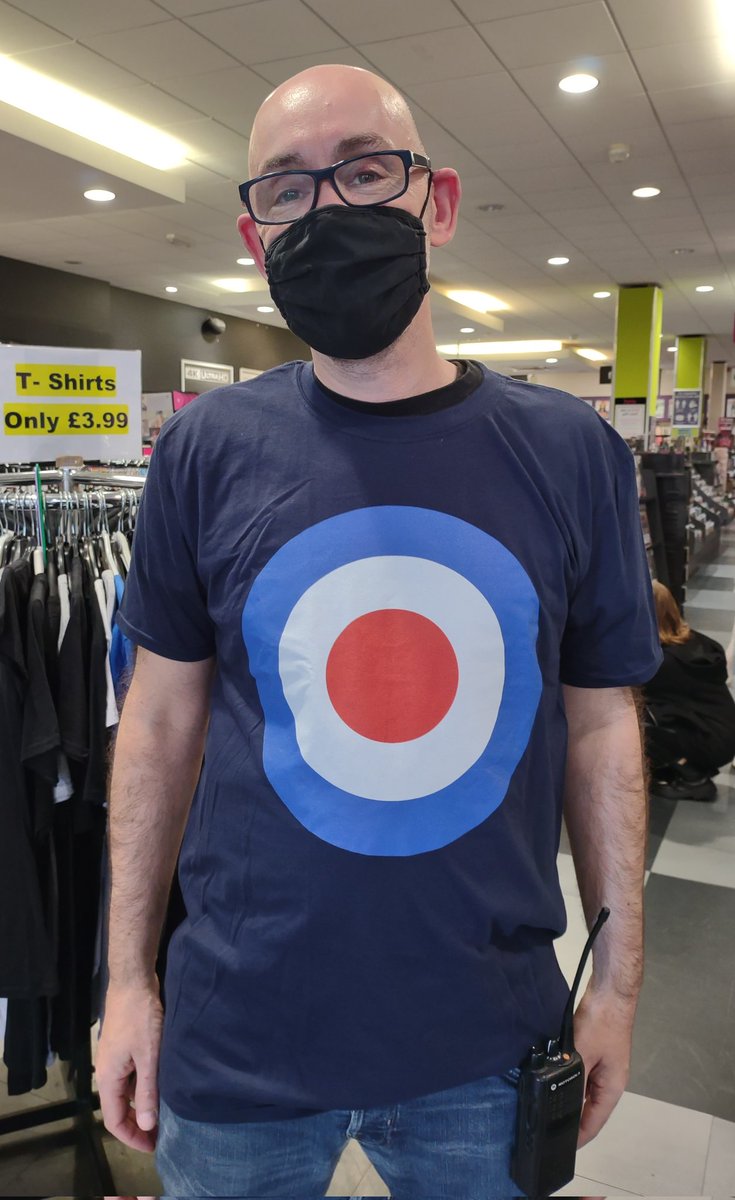 hmv_Staines's tweet photo. 🚨PRICE DROP🚨 Get these awesome T-shirts for only £3.99 each #Strangerthings #Cobrakai #SteveRhodes #tshirts https://t.co/04DWtJbHR2