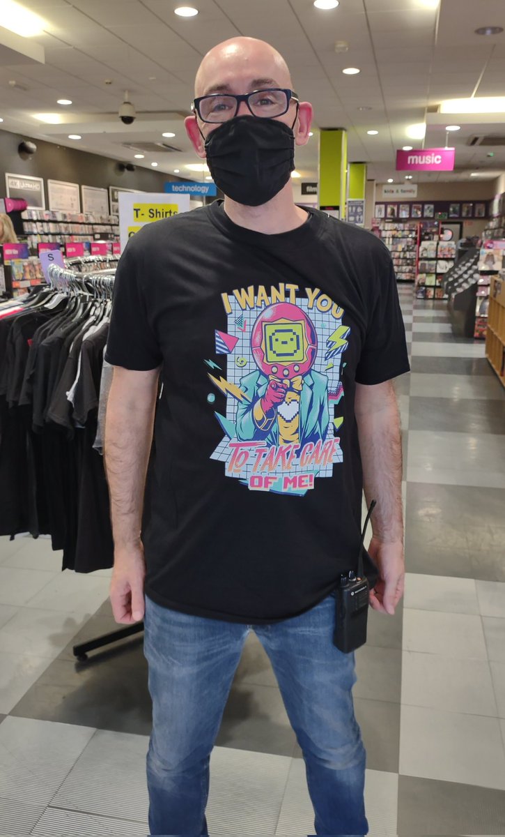 hmv_Staines's tweet photo. 🚨PRICE DROP🚨 Get these awesome T-shirts for only £3.99 each #Strangerthings #Cobrakai #SteveRhodes #tshirts https://t.co/04DWtJbHR2