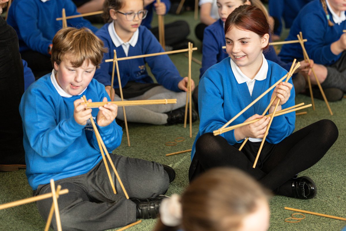 AmpleforthColl's tweet image. Wonderful to welcome pupils from six local primary schools for a fun filled maths day! Great to see them so inspired!

@ArchitectureW @SKCofEPrimary @StBenedictsRCPS #StMarysPrimaryschoolMalton @HovinghamPri @HildaAmpleforth   @SchoolGillamoor