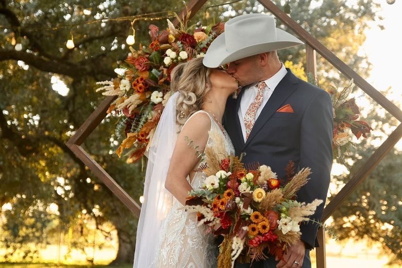 ✨you’re my golden hour ✨
photo @barmcmedia