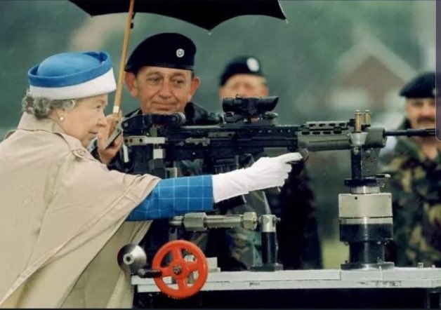 FCJdcrfWUAgO_ee?format=jpg&name=small