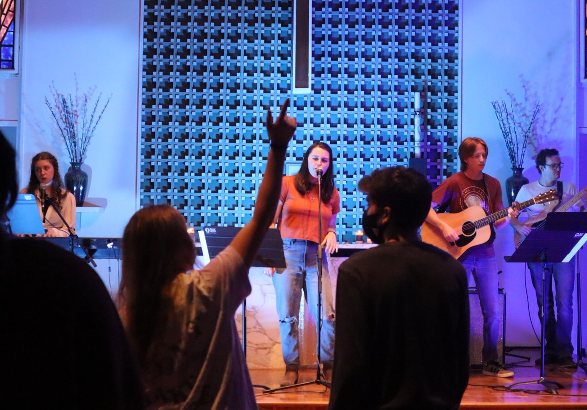 ucmtxstate's tweet photo. WORSHIP: WEDNESDAY 7:30pm
Join us for worship inside the beautiful UCM Sanctuary right next to campus. Great music, meaningful sermon conversation, and faithful friendships. Save your seat and speed through check-in with link in profile.

#txst #txstnext #BlessEmUpCats https://t.co/BC5jwkugz5