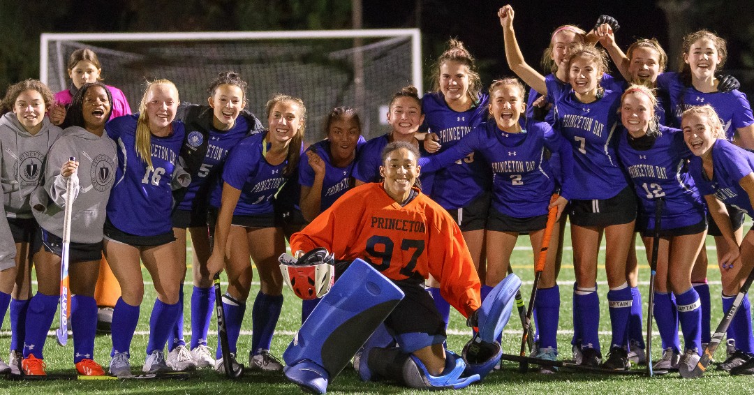 Congratulations to Varsity Field Hockey for winning the semifinals of the Mercer County Tournament last night!

Here's an awesome article about their win: trentonian.com/2021/10/19/pri…

And check out their Flickr album for amazing shots of last night's game: flic.kr/s/aHsmWN1rEm
