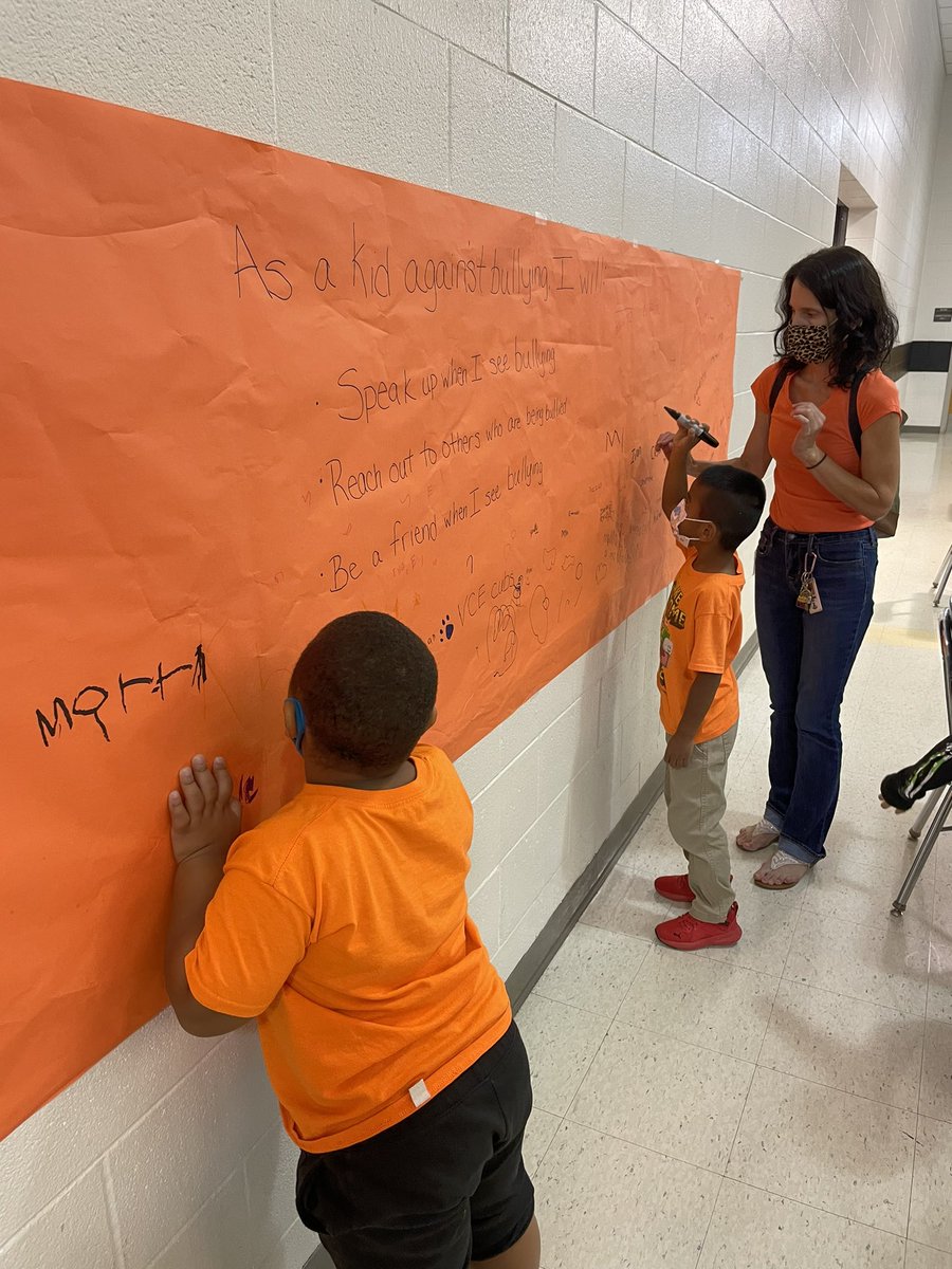 esoto101's tweet image. This Pre-K class is standing up against bullying! Our morning consisted of reading the book, “Llama Llama and the Bully Goat, having discussions on how to be a good friend, and signing our name promising to not be a bully!🧡#CCSUnity @VirginiaCrossEl