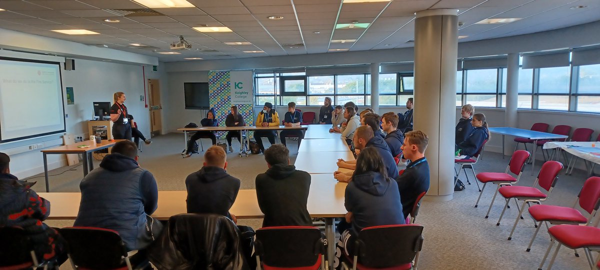 KCAcademic's tweet photo. Last week our Uniformed Public Service students were visited by @SKI_NYFRS in which they took part in various practical activities as well as a careers talk!🚒👩‍🚒 @KeighleyCollege https://t.co/0VYv4OJDBf