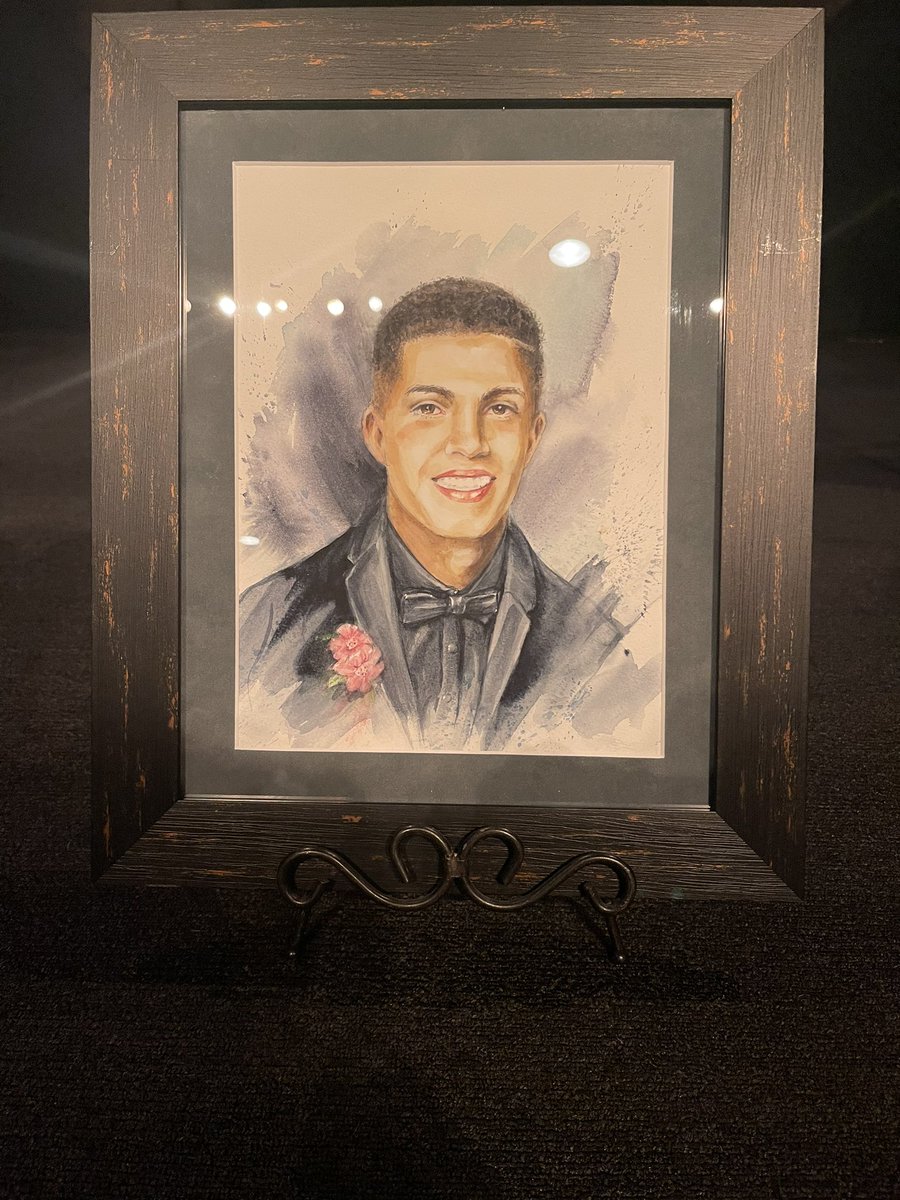 Happy birthday <a href="/Braeden907/">サッカー語り部.23⚽</a> 🥺 
I love you brother. 
Savage year! 21. 
You should be here kid.