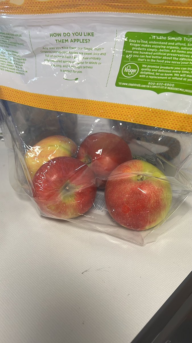 Jen Nichols tweet media