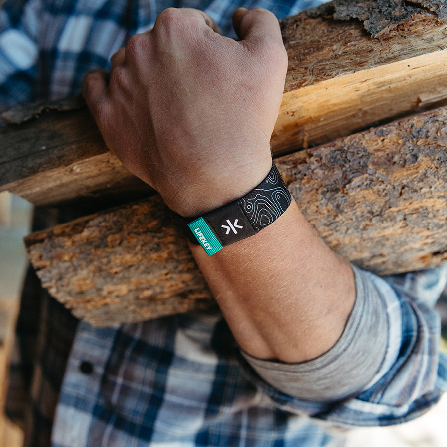 jasonkintzler's tweet photo. Wearable tech without the electronics. At @wearlifekey we're busy building the Digital Layer for people, pets and things and we can't wait to help you untether from today's invasive electronics. #wearlifekey #digitallayer https://t.co/Iu55WaDzap
