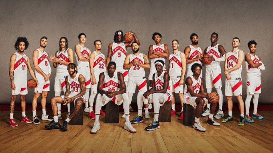 watanaBAE18's tweet photo. It’s officially game day my dudes #WeTheNorth https://t.co/sjRXBB1uOd