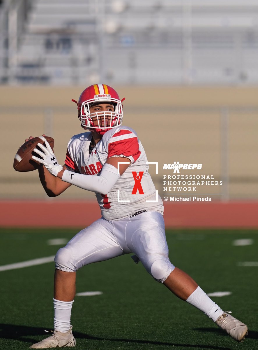 tracekphotos's tweet photo. View MaxPreps photos of Loara vs Rancho Alamitos varsity football at https://t.co/KwW5bTMiqh @maxpreps @MaxPrepsPR https://t.co/J3otev0DIS