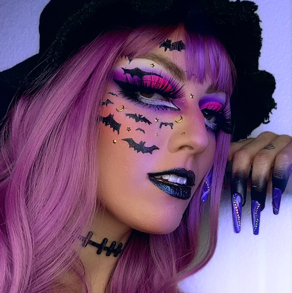 blackstarrmu's tweet photo. It’s fricken bats 🦇 
•
IB: @jessblends_ https://t.co/K5Rs1exNv4