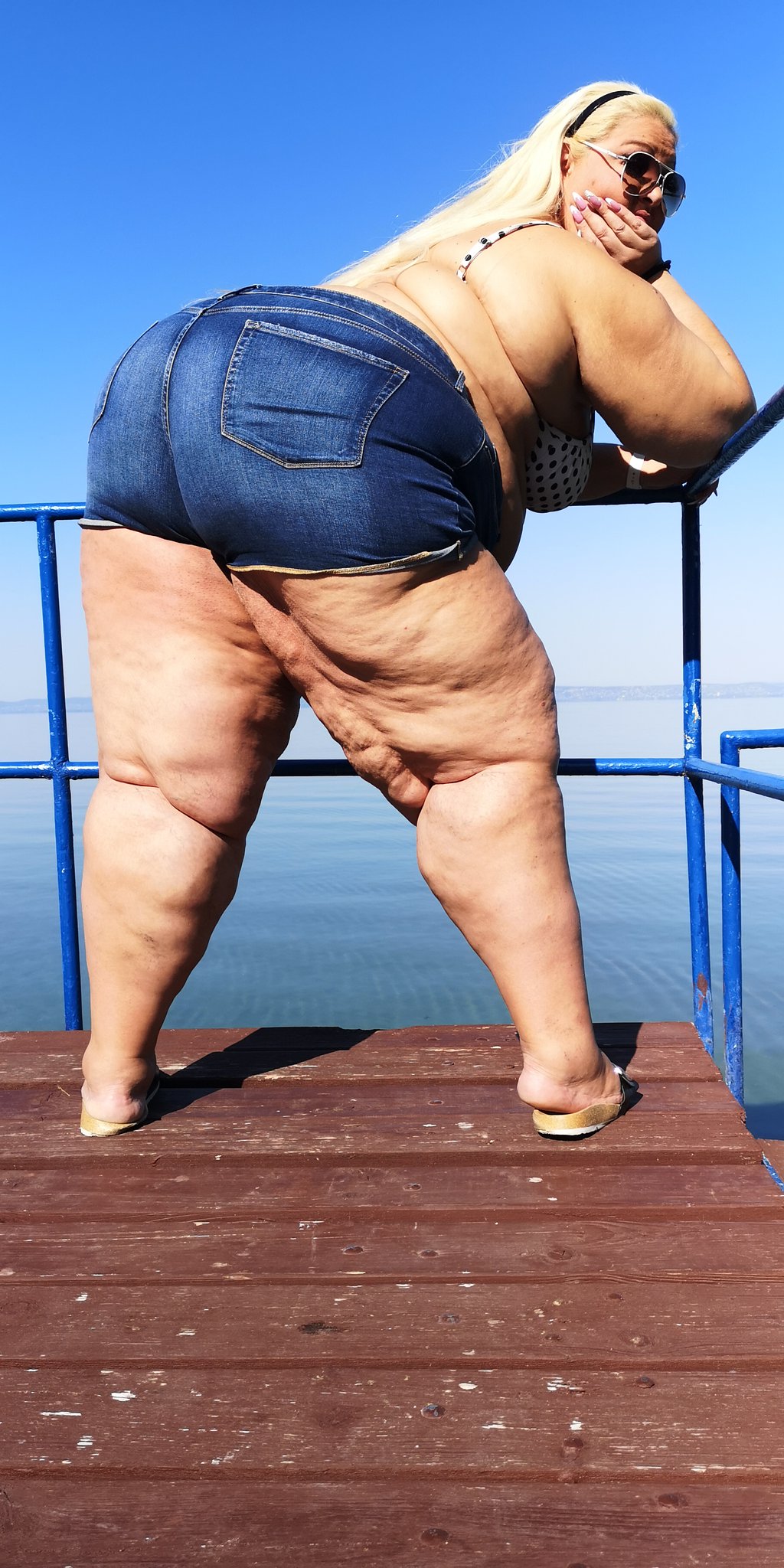 I'll be taking photos soon. New, sexy, spicy photos will be available on my onlyfans page. https://t.co/4WEeWarlpI #chubbywomen #ssbbwgoddess #bbw #curvybbw #fatgirl https://t.co/5eSqyQaeCr